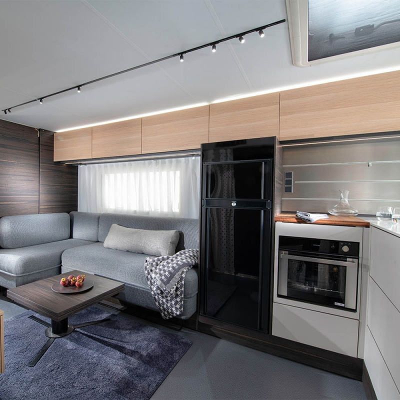 QH-3 Astella Karavan